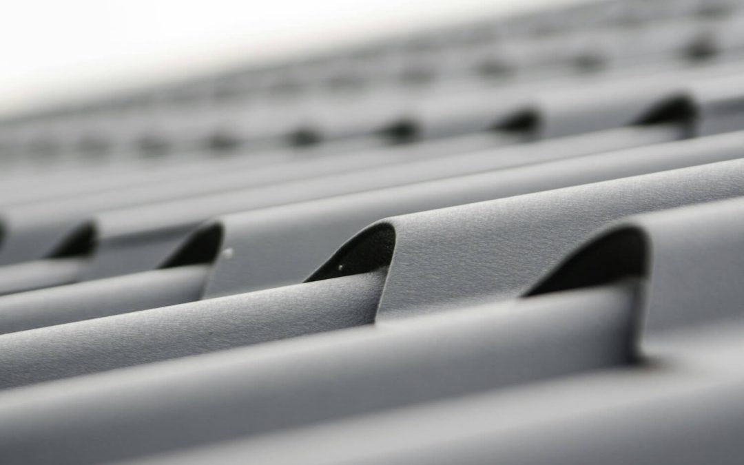 Roof Repair vs. Roof Replacement: Knowing When to Choose