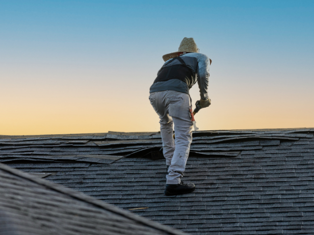 How Local Roofing Experts Can Save You Time and Money